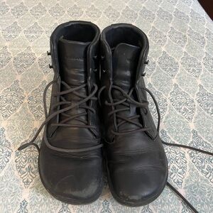 Women Barefoot Black Leather Boots